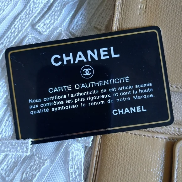 'RARE' Vintage Chanel Men's Wallet - Picture 13 of 14